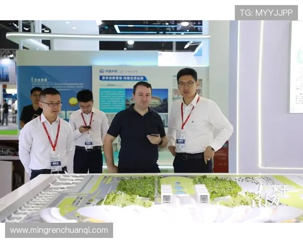 陈江华以创新思维引领科技发展推动产业升级实现高质量跨越式增长
