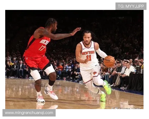 热火激战尼克斯上演东部焦点对决巅峰对抗引爆球迷激情 热火激战尼克斯上演东部焦点对决巅峰对抗引爆球迷激情