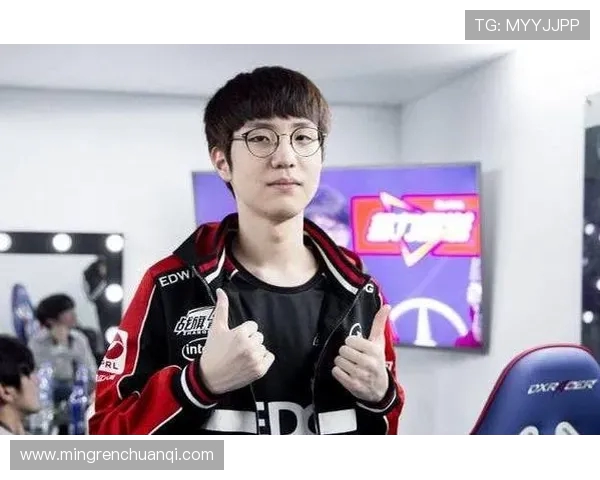 JDG战队在冠军杯积分榜上以66分稳居第一位置展现强劲实力