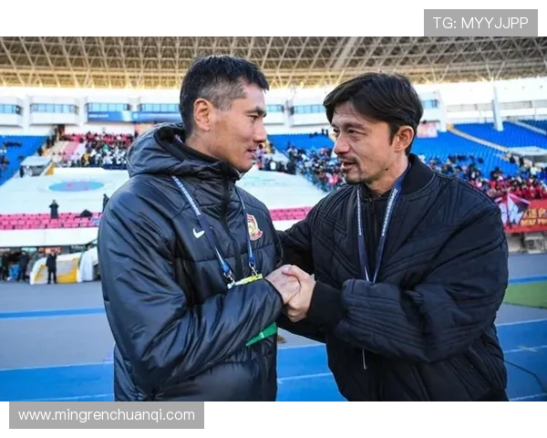 从绿茵少年到国脚教练邵佳一的足球人生与时代印记