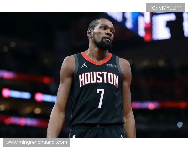 勇士杜兰特在对阵魔术时的精彩表现与比赛分析